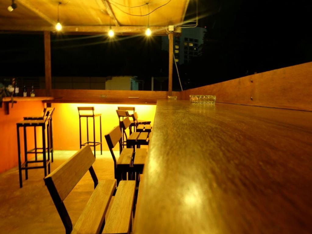 Gibbon Guesthouse Kuching Exterior foto