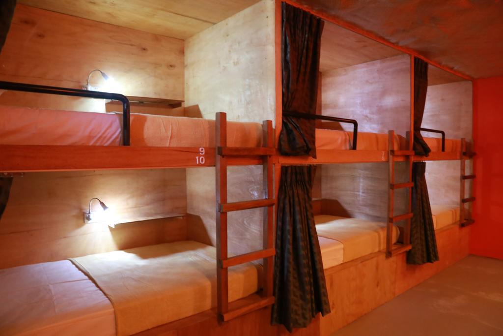 Gibbon Guesthouse Kuching Cameră foto